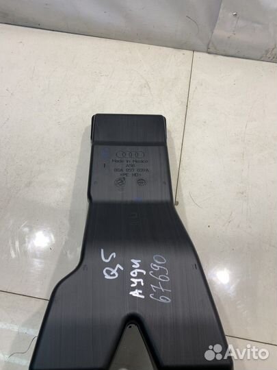 Воздуховод (Audi Q5 FY)