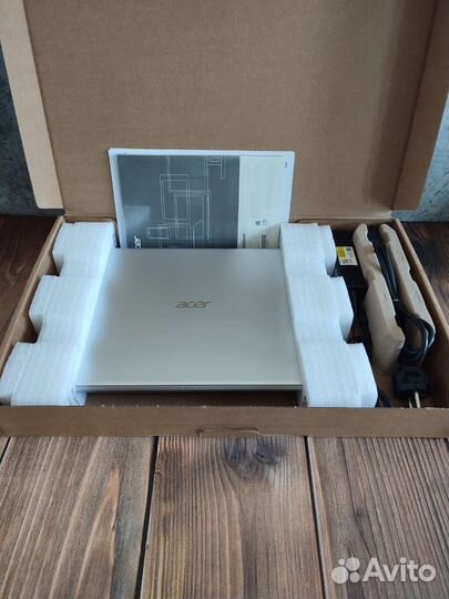 Мощный Acer Swift 4 ядра/8поток ryzen5000s/8GB/SSD