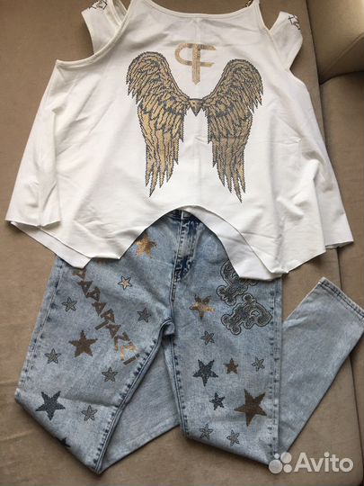 Костюм paparazzi джинсы и кофта 46-48. Стразы