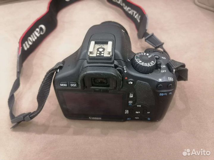 Зеркальный фотоаппарат canon 550d