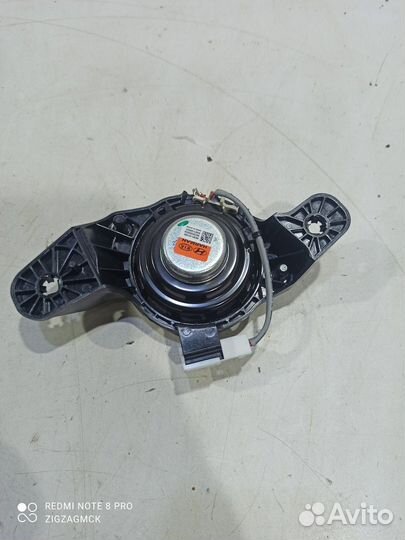 Динамик двери (задний правый) (Hyundai Santa Fe)