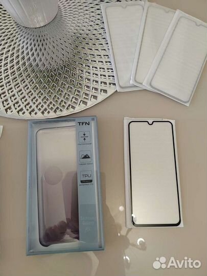 Закаленное стекло Samsung Galaxy A50 чехол наушник