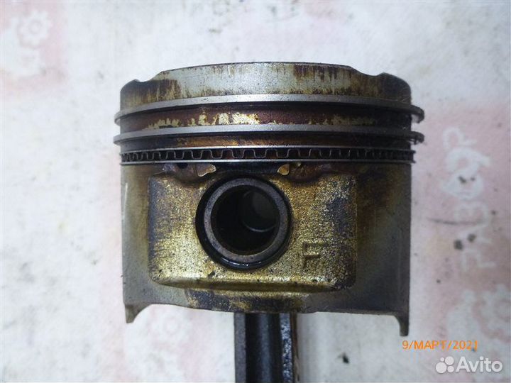 Поршень с шатуном Kia Shuma S-1 BF 1998