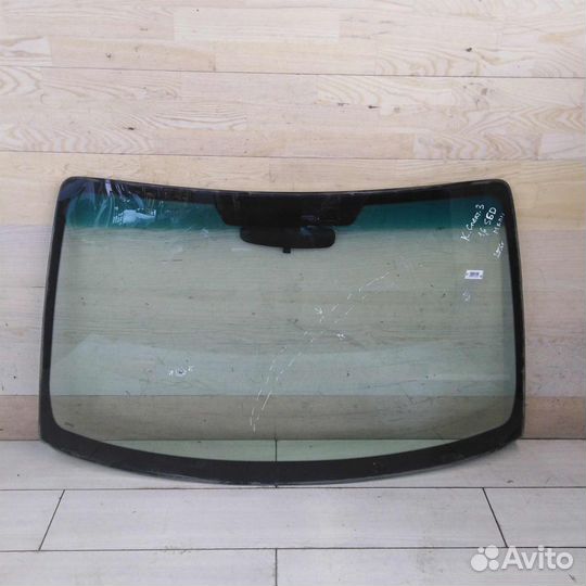 Лобовое стекло kia spectra дефект