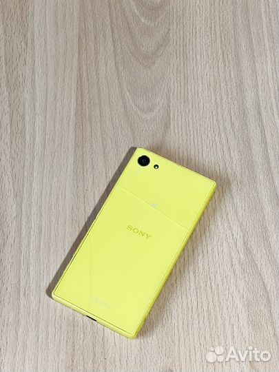 Sony Xperia Z5 Compact, 2/32 ГБ