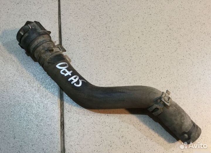 Патрубок радиатора Шкода Октавия (A5) 2004-2013