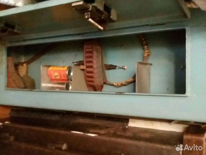 Сейф металлический