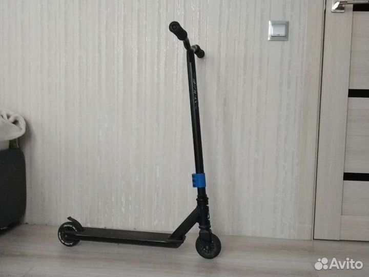 Трюковой самокат Rush action