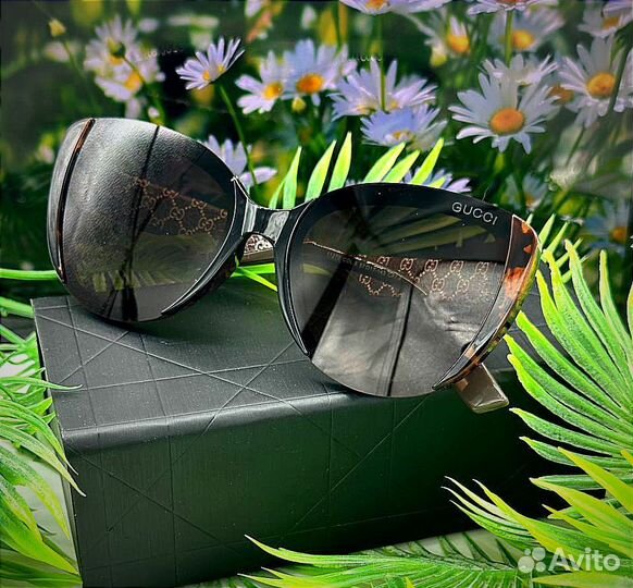 Солнцезащитные очки женские Gucci
