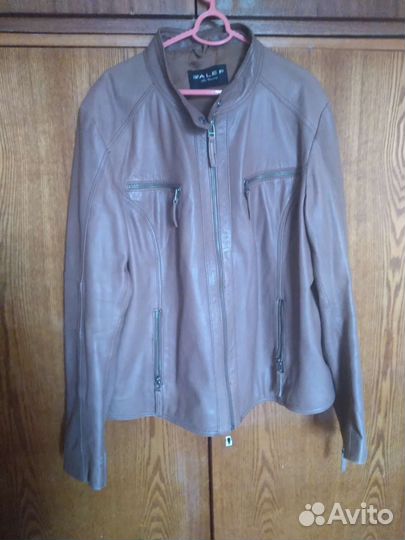 Куртка кожаная женская 52