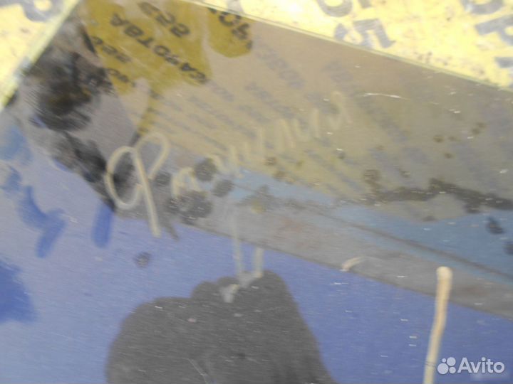 Стекло двери задней левой Mazda 323 (BJ) 1998-2003