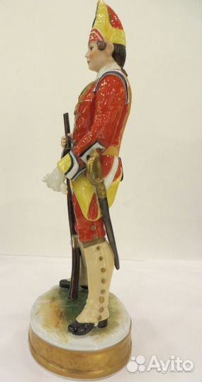 Статуэтка Grenadier (1760).60-е г. 20 в. Германия