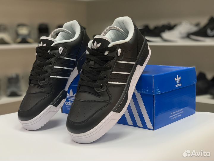Кроссовки Adidas rivalry
