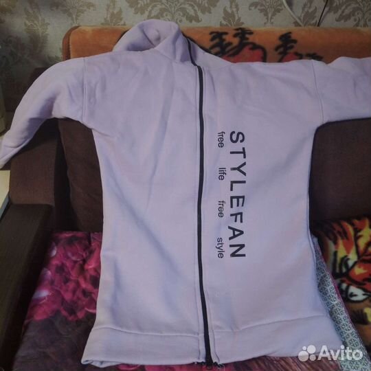 Спортивный костюм