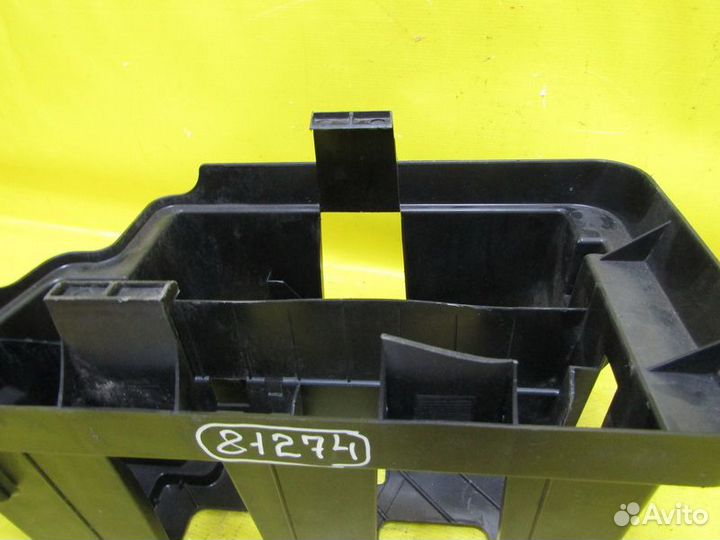 Кронштейн Mercedes 166 GL 15-18г 81274