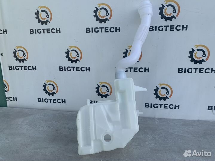 Бачок омывателя Mercedes Gls X166 A1668690520