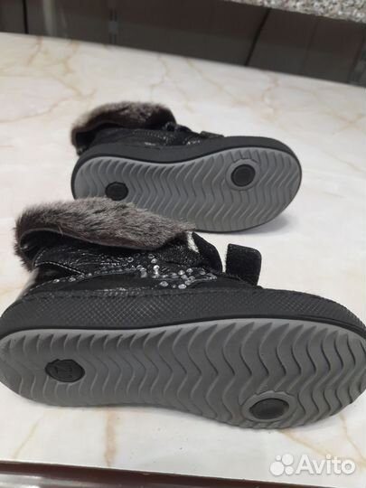 Ботинки для девочки