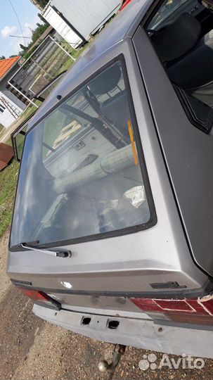 Крышка багажника nissan cherry jn10