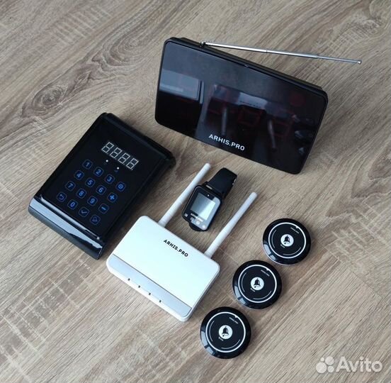 Комплект системы вызова: кнопка вызова официанта