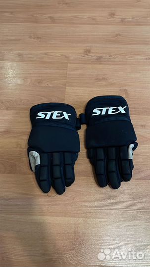 Краги хоккейные