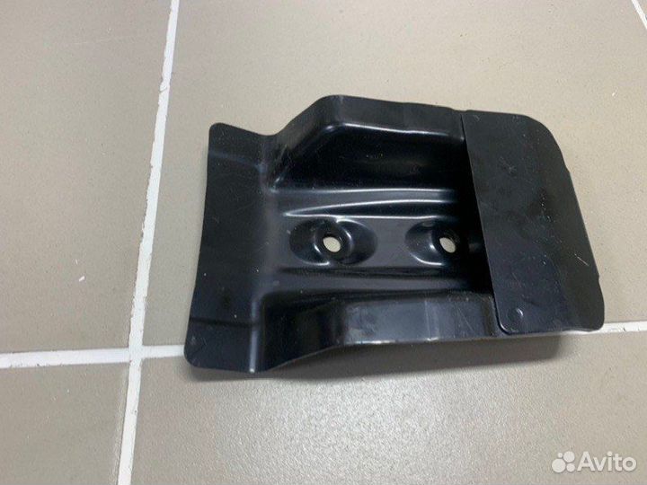 Кронштейн Toyota Rav4 XA40 2014