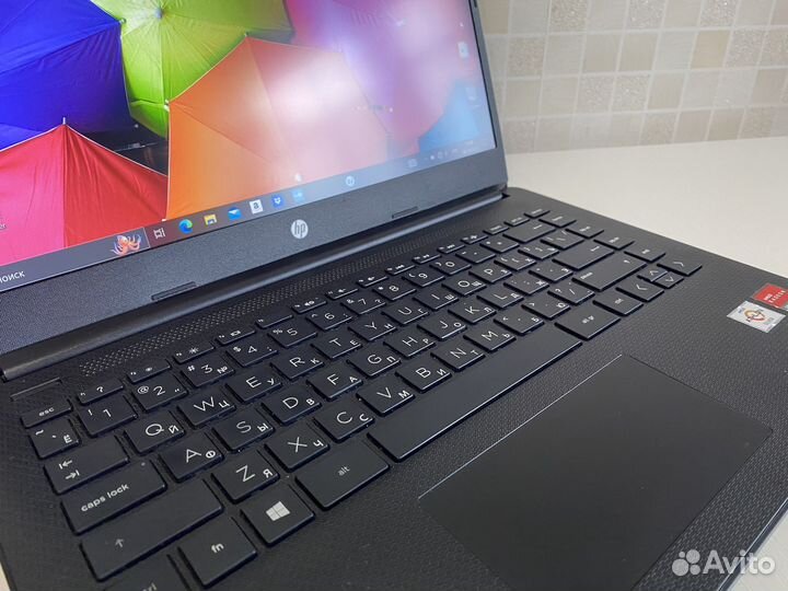 HP 14s 8gb ddr4/ssd 128gb