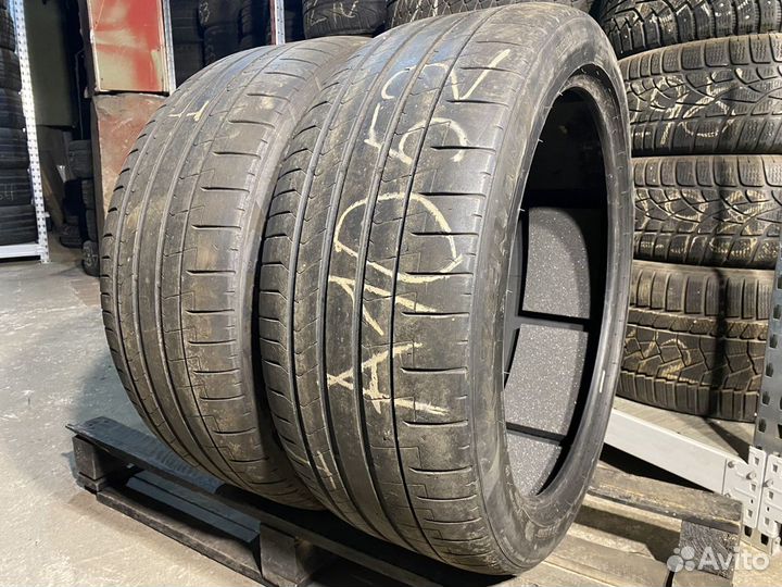 Pirelli P Zero 275/40 R22 107Y