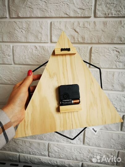 Часы настенные modi