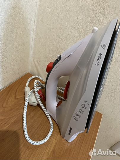 Утюг Vitek