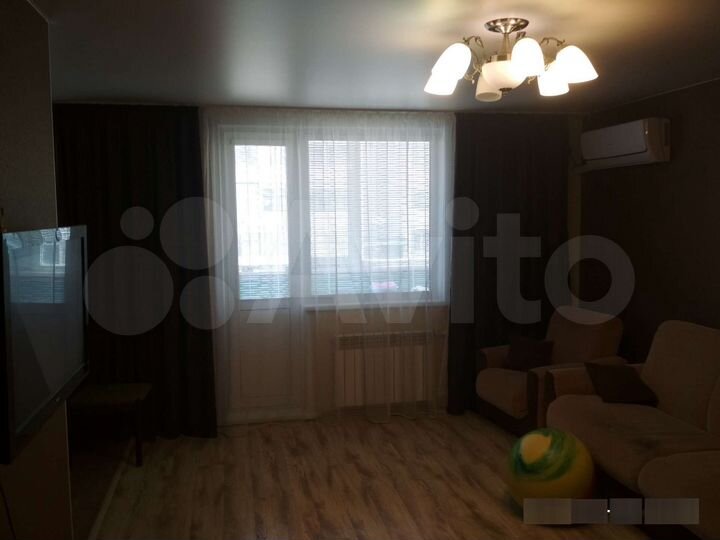 2-к. квартира, 64 м², 2/5 эт.