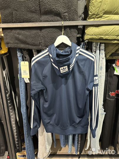 Спортивный костюм Adidas