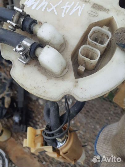 Топливный насос Nissan maxima