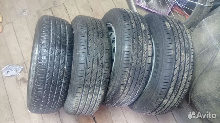 Delinte DH2 175/65 R14 82H