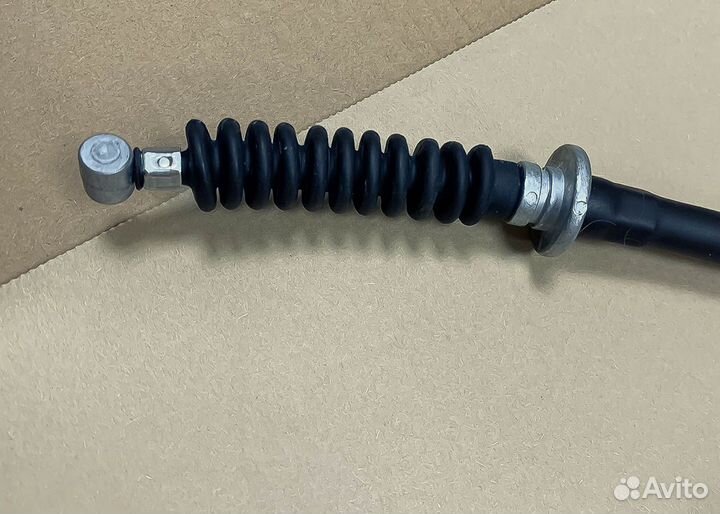 Трос стояночного тормоза правый Kia Spectra (PMC)