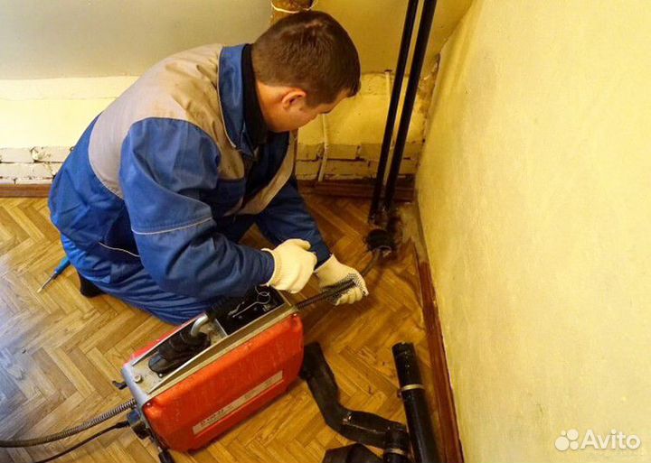 Прочистка канализационной трубы. Видеодиагностика