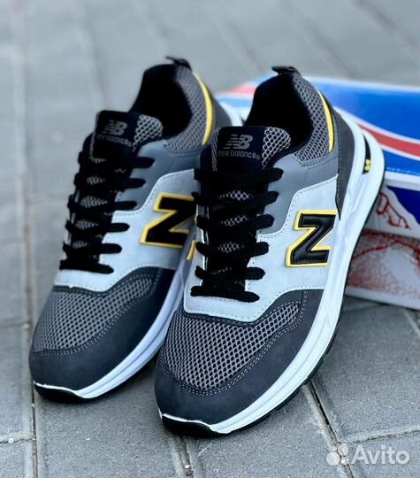 Кроссовки мужские new balance