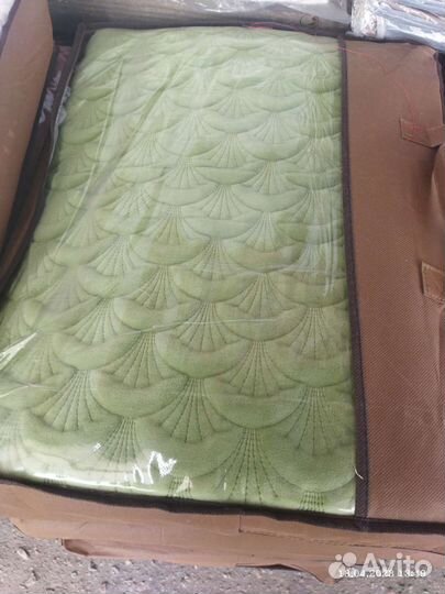 Пледы новые