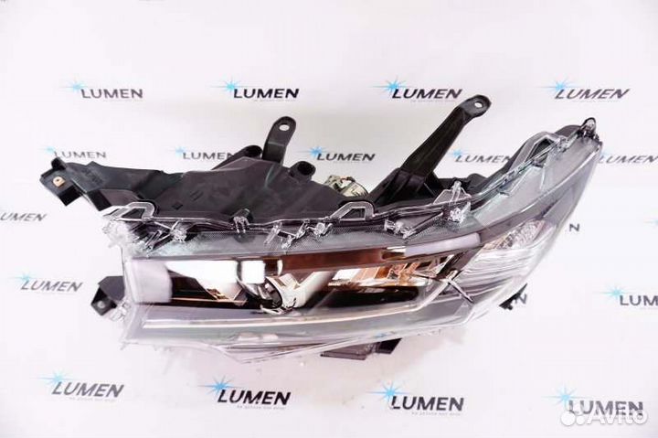 Фара передняя левая Toyota Land Cruiser Prado 150