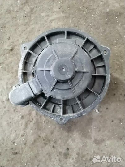 Мотор печки Лада Приора 2011