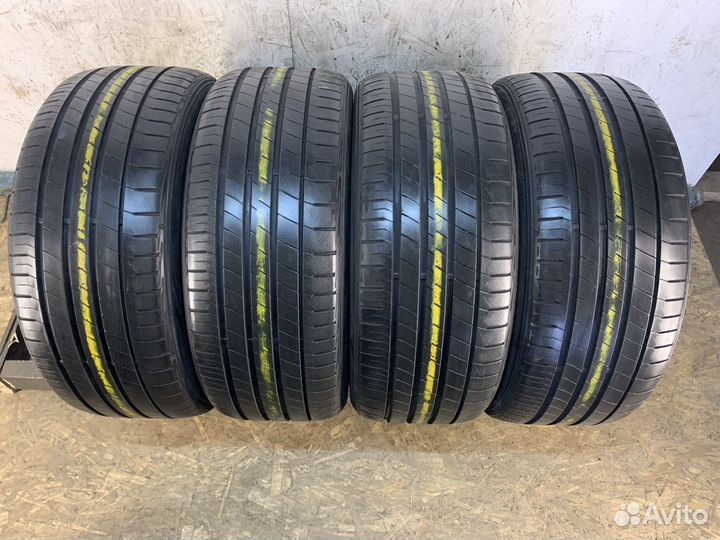 Dunlop SP Sport LM705 245/40 R20