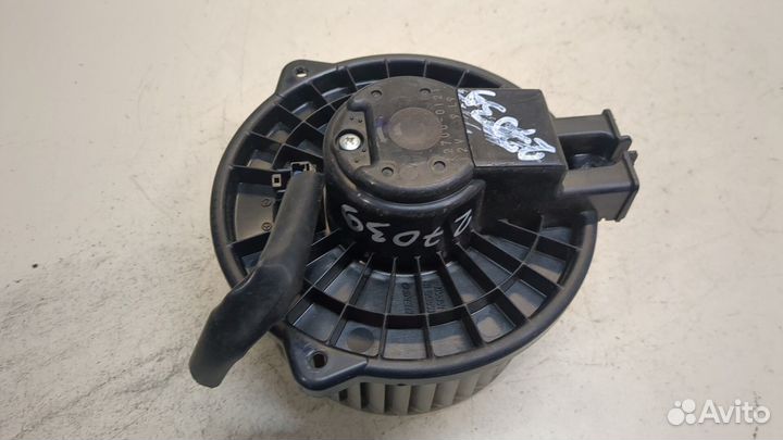 Двигатель отопителя Daihatsu Sirion, 2009