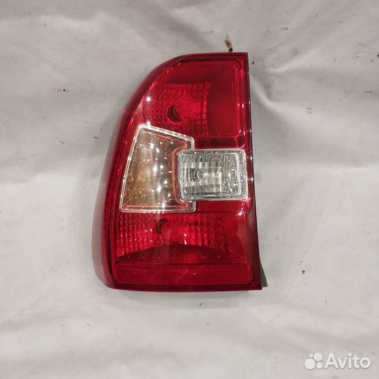 Фонарь левый Kia Sportage 2 рестайлинг