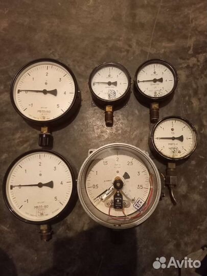 Манометры СССР разные