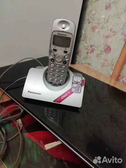 Стационарный телефон Panasonic серебристый