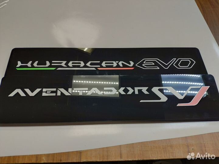 Широкоформатная печать наклеек стикеров рекламы