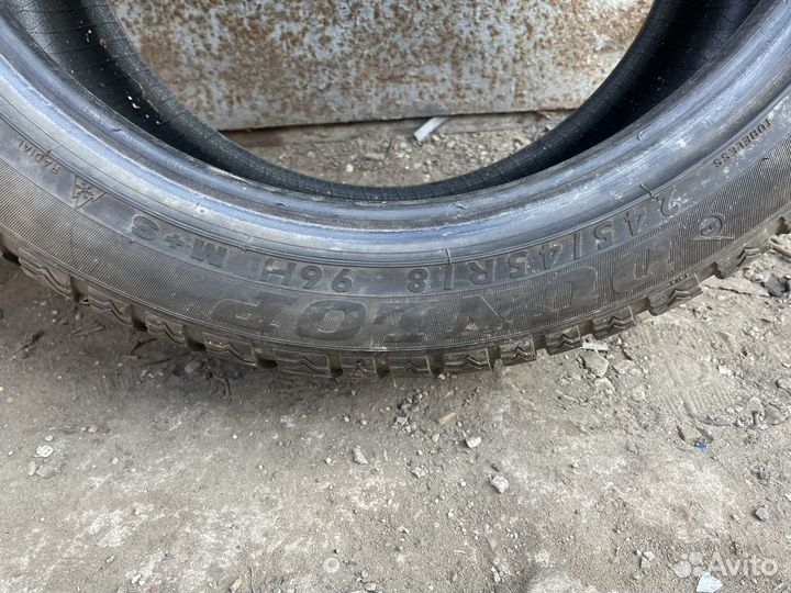 Dunlop SP Winter Sport M3 245/45 R18