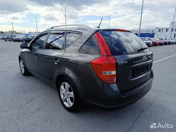 Kia Ceed 1.6 AT, 2012, 153 300 км