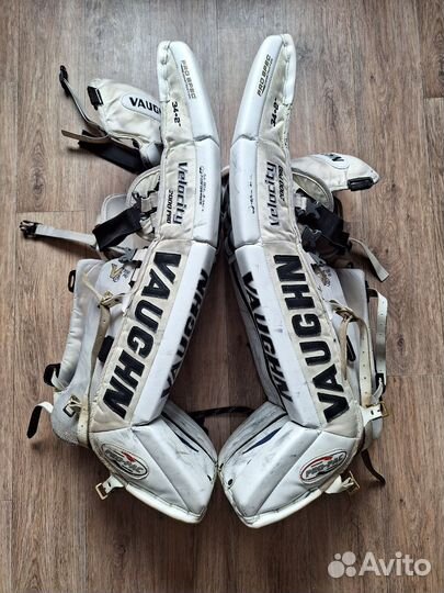 Вратарские щитки Vaughn