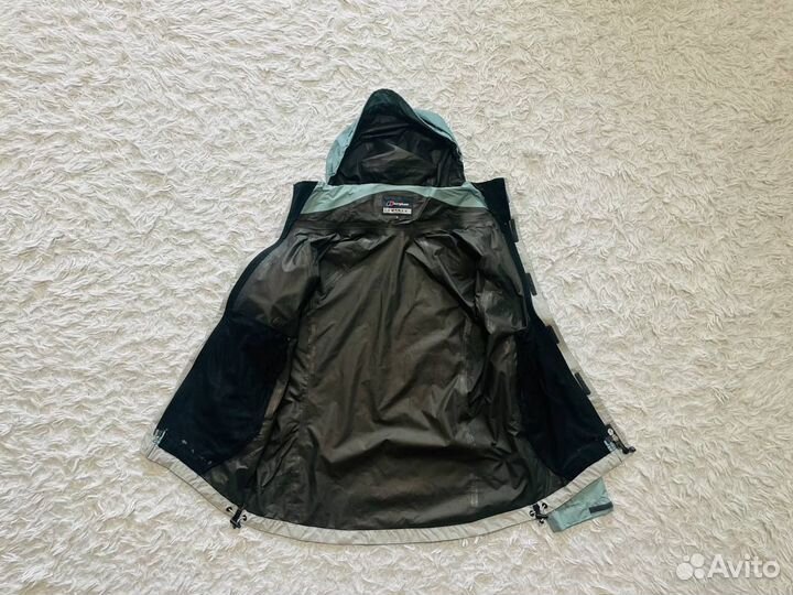 Ветровка Berghaus Extreme Gore Tex Pacilite