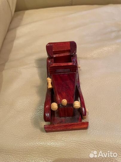 Коллекционная машинка